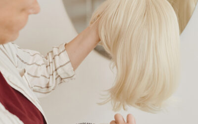 Qu’est-ce qu’une perruque médicale et en quoi peut-elle vous accompagner dans l’épreuve ?